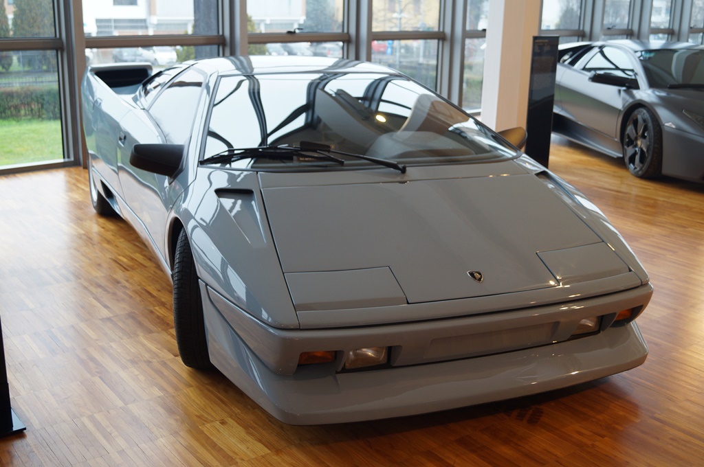 Lamborghini P 132 (1986)
